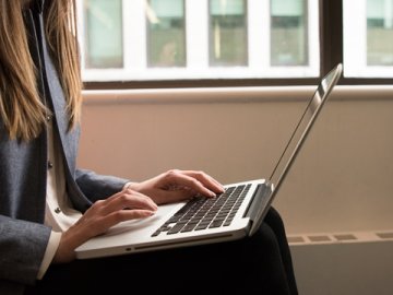 塞爾維亞公司多人持股與股權結構解析