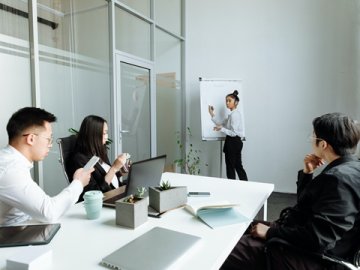 涉外投資安全評估方案：保障境外投資合規與風險防控