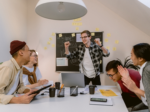 華美銀行中文客服,多幣種賬戶,華人開戶首選 華美銀行中文客服,多幣種賬戶,華人開戶首選